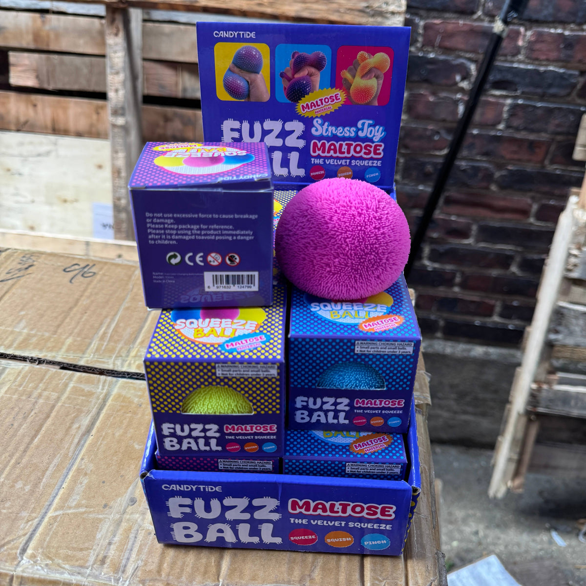 Sugar Squeeze Fuzzy Color Changing Ball