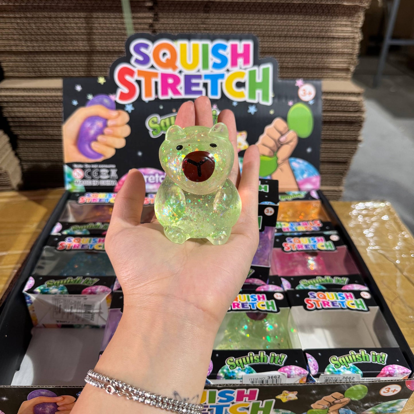 Sugar Squeeze Glitter Capybara Toy