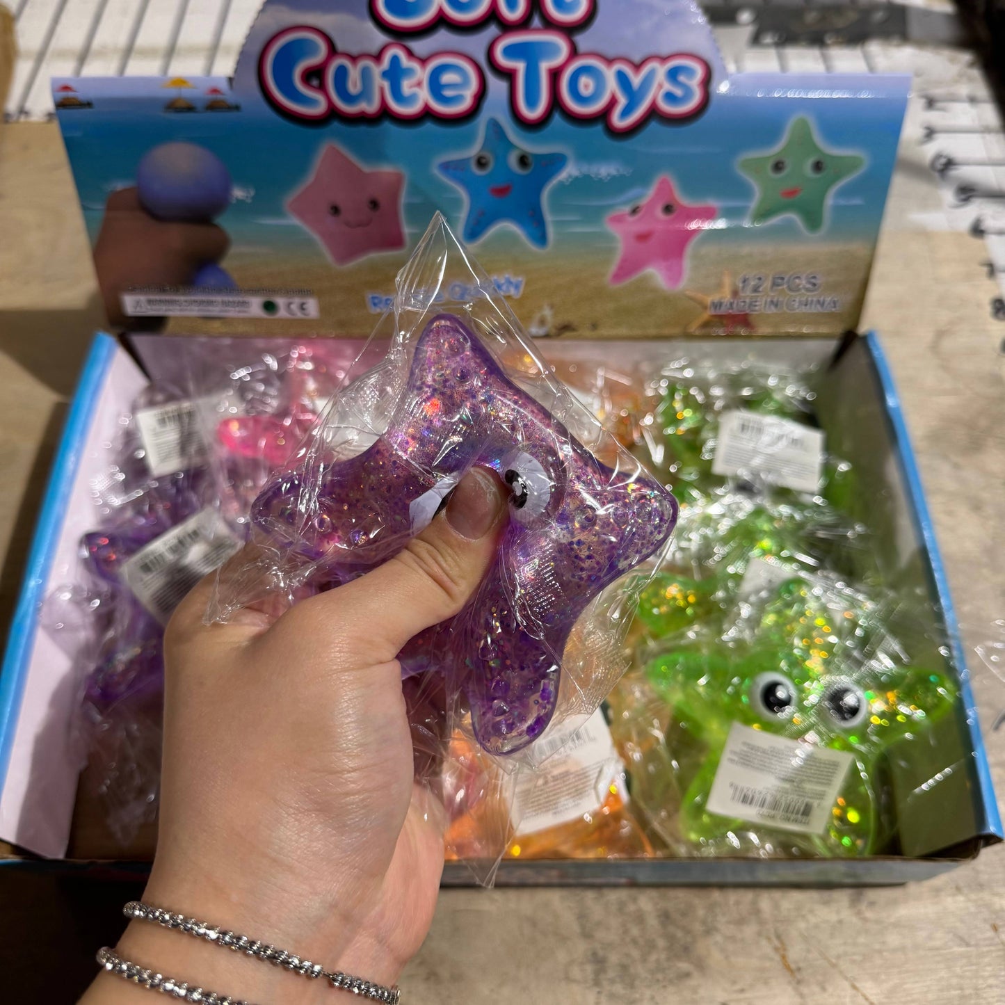 Sugar Squeeze Glitter Starfish Toy