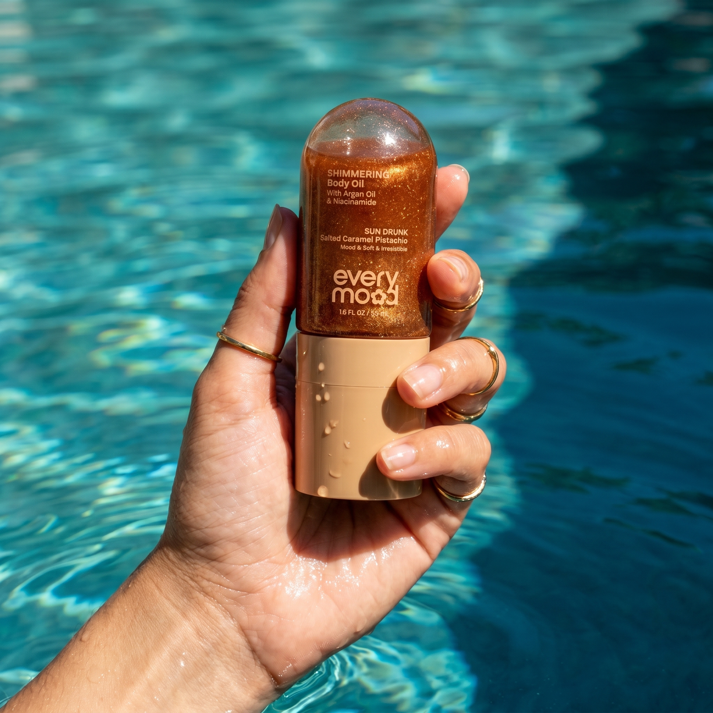 Everymood Glow Body Oil - Sundrunk