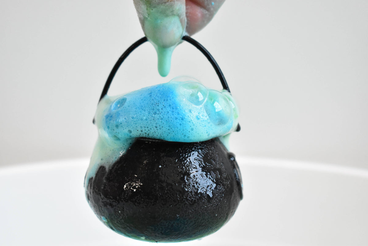 Bubbling Cauldron Halloween Bath Bomb - Witchy
